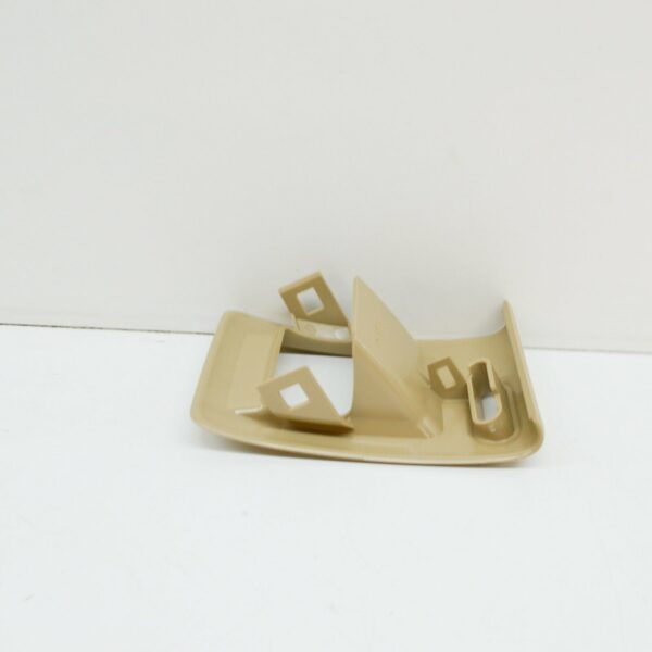 NEW VOLKSWAGEN CC REAR RIGTH SEAT LOCK TRIM 3C9885894Q70 ORIGINAL - Image 4