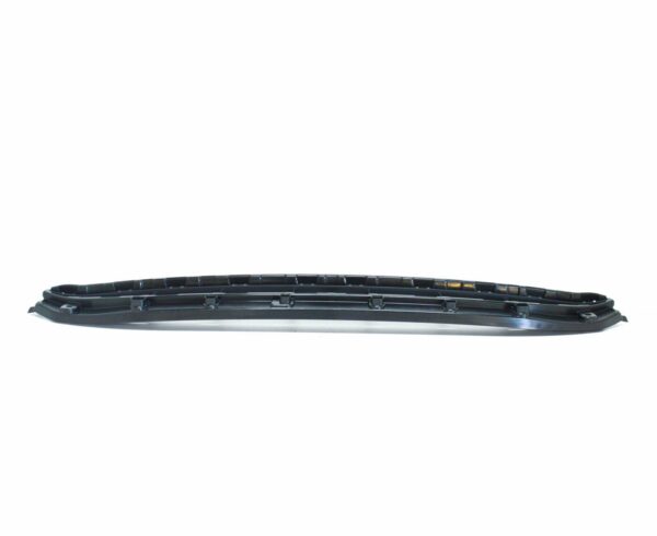 NEW AUDI Q3 8U FRONT BUMPER CENTER LOWER GRILLE 8U0807683 ORIGINAL - Image 4