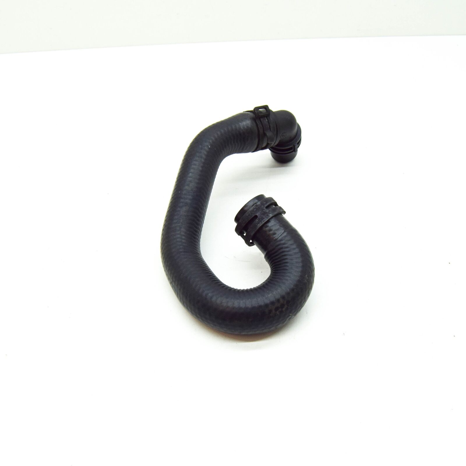 NEW MERCEDES-BENZ E CABRIO A207 ENGINE WATER COOLANT HOSE A2048301096 ORIGINAL 4 NEW MERCEDES-BENZ E CABRIO A207 ENGINE WATER COOLANT HOSE A2048301096 ORIGINAL - Image 4