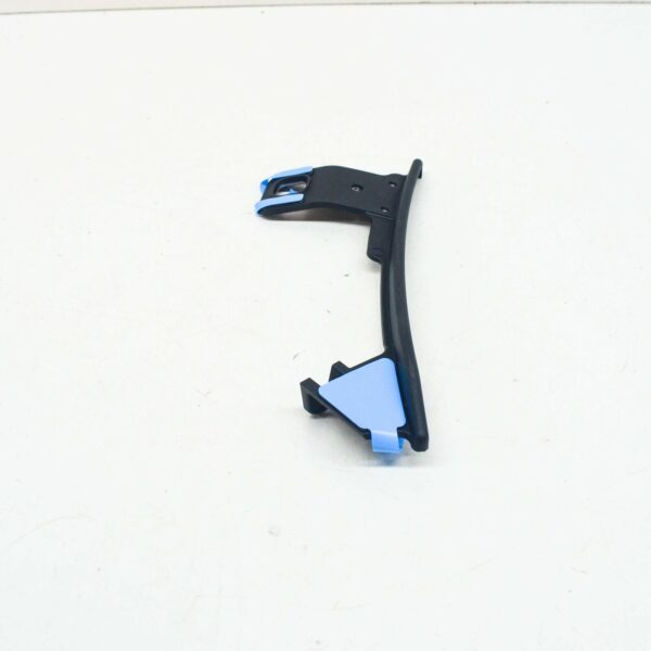 NEW AUDI A4 AVANT B9 REAR RIGHT WHEEL MUD GUARD BRACKET 8W0853828B - Image 6