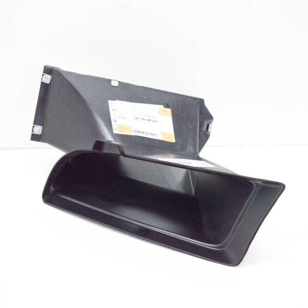 NEW BMW M3 E90 FRONT RIGHT AIR DUCT 51747900824 2009 ORIGINAL - Image 4