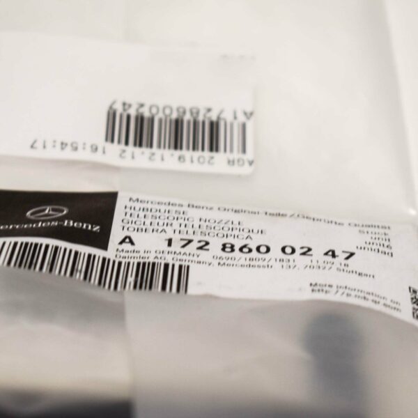 NEW MERCEDES-BENZ SLK R172 RIGHT SIDE HEADLIGHT WASHER A1728600247 - Image 4