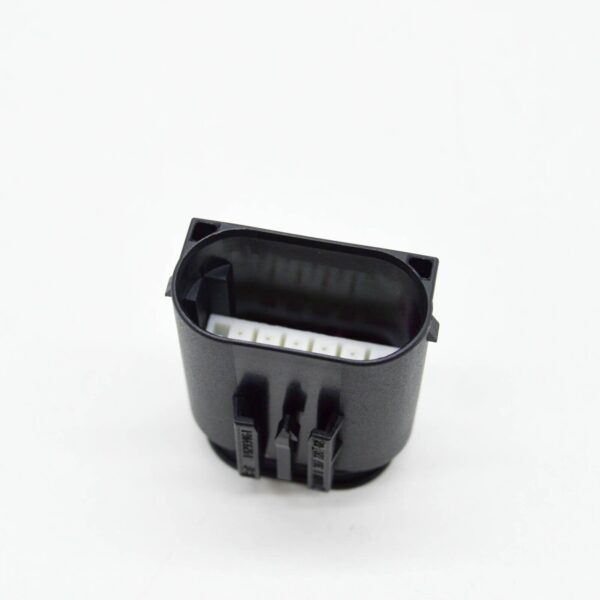 NEW BMW 1 F40 PLUG PIN TERMINAL CONNECTION 61138387220 ORIGINAL - Image 4