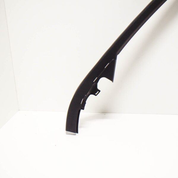 NEW MB GLK X204 FRONT RIGHT WINDOW FRAME TRIM A20472502569051 ORIGINAL - Image 4