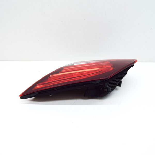 NEW MERCEDES-BENZ C COUPE C205 REAR RIGHT TAILGATE TAILLIGHT A2059063605 - Image 4