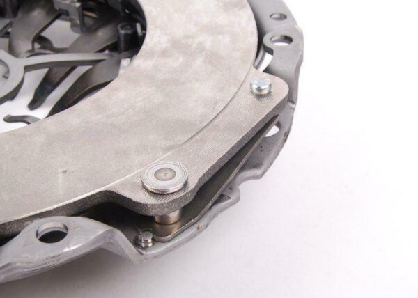 NEW AUDI A4 B8 CLUTCH PRESSURE PLATE 0B2141117A - Image 6