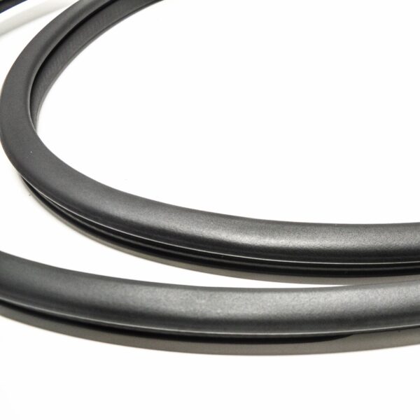 NEW MERCEDES-BENZ GLK-CLASS X204 FRONT DOOR SEAL RUBBER A2046970751289G90 - Image 4