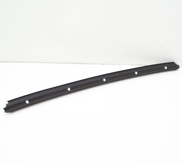 NEW VOLKSWAGEN TRANSPORTER T5 FRONT RIGHT DOOR SEAL 7H0837566A ORIGINAL - Image 4