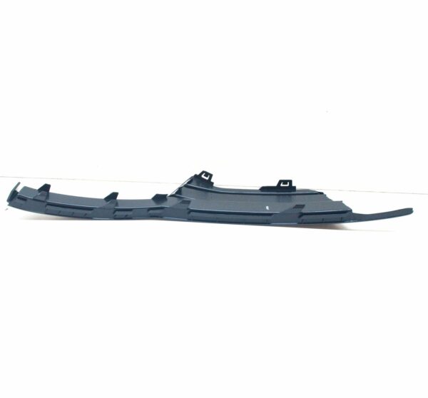 NEW AUDI A3 8V FRONT RIGHT OUTER GRILLE LOWER TRIM 8V4807682C9B9 - Image 6