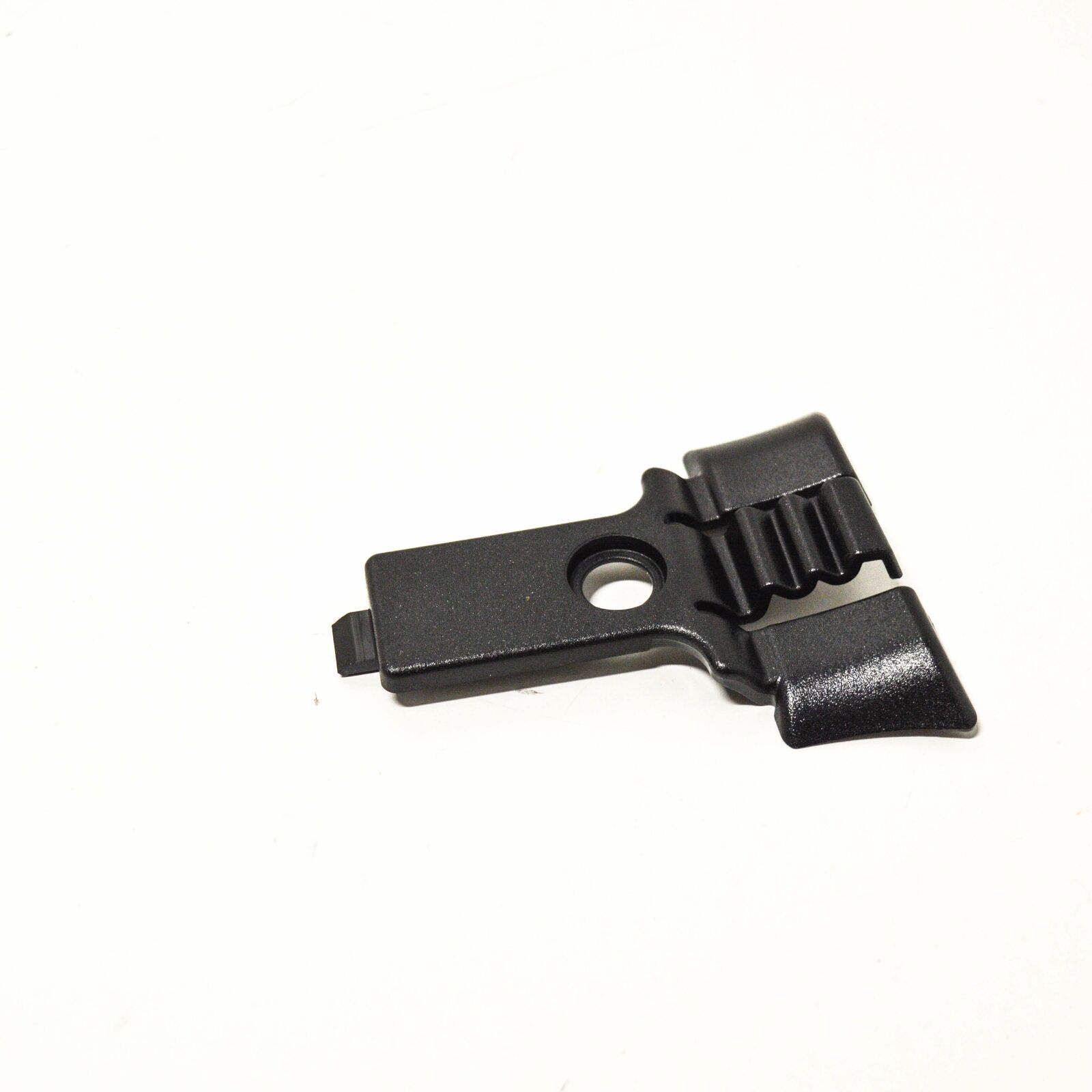 NEW BMW 3 F30 LUGGAGE COMPARTMENT INSERTION PLATE 51477292662 7292662 ORIGINAL 4 NEW BMW 3 F30 LUGGAGE COMPARTMENT INSERTION PLATE 51477292662 7292662 ORIGINAL - Image 4