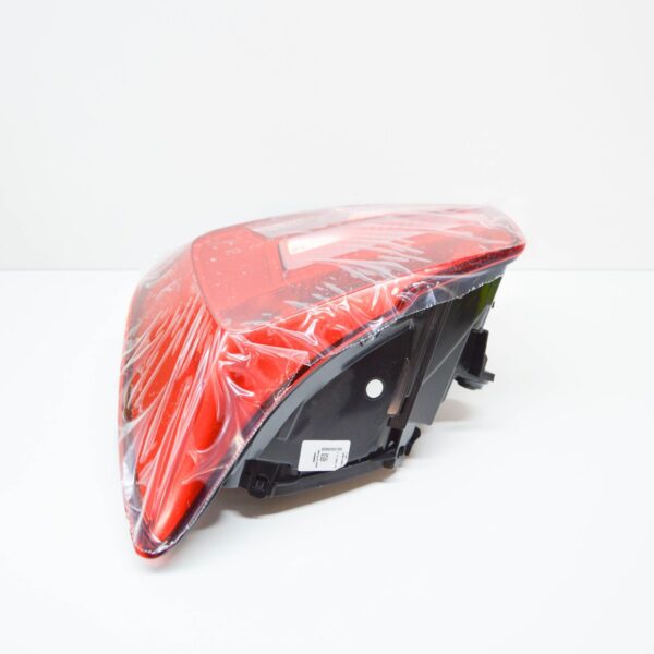 NEW AUDI Q2 GA REAR RIGHT TAILLIGHT 81A945070C ORIGINAL - Image 4