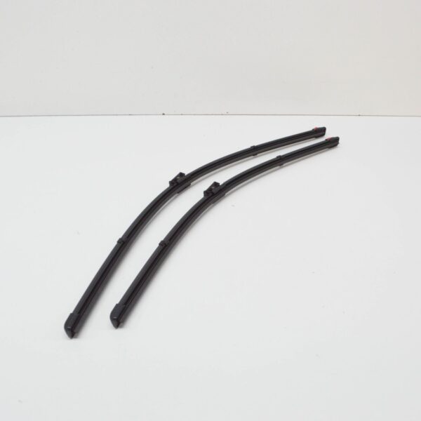 NEW MERCEDES-BENZ GLB X247 FRONT WIPER BLADE SET LHD A2478201202 ORIGINAL - Image 4