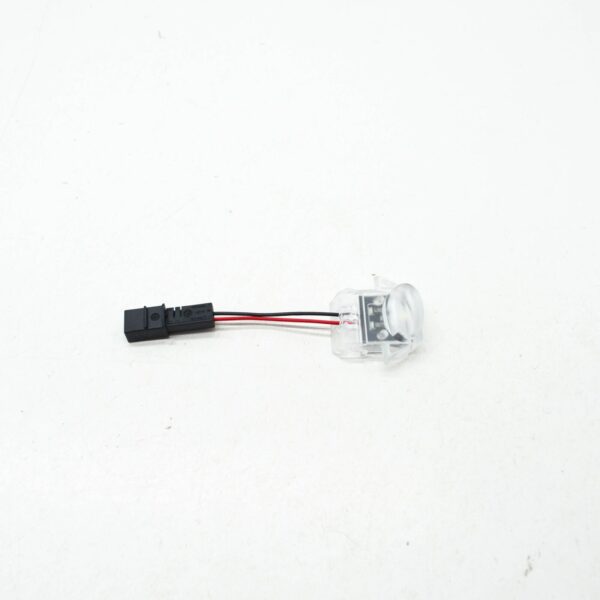 NEW AUDI A3 8V1,8VK REAR RIGHT LED INTERIOR BOOT LIGHT 8V0947122 ORIGINAL - Image 4