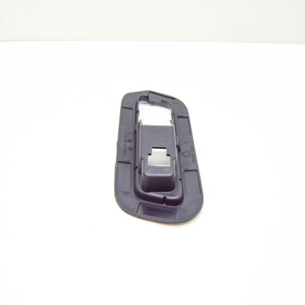 NEW VW GOLF VI 5K MK6 FRONT RIGHT SIDE MARKER LIGHT BRACKET 1K5945568 ORIGINAL - Image 4