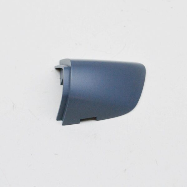 NEW VOLKSWAGEN PASSAT B8 FRONT LEFT DOOR HANDLE COVER CAP 1K8837879GRU ORIGINAL - Image 4