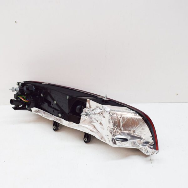 NEW AUDI R8 REAR RIGHT TAILLIGHT 420945096F ORIGINAL - Image 4