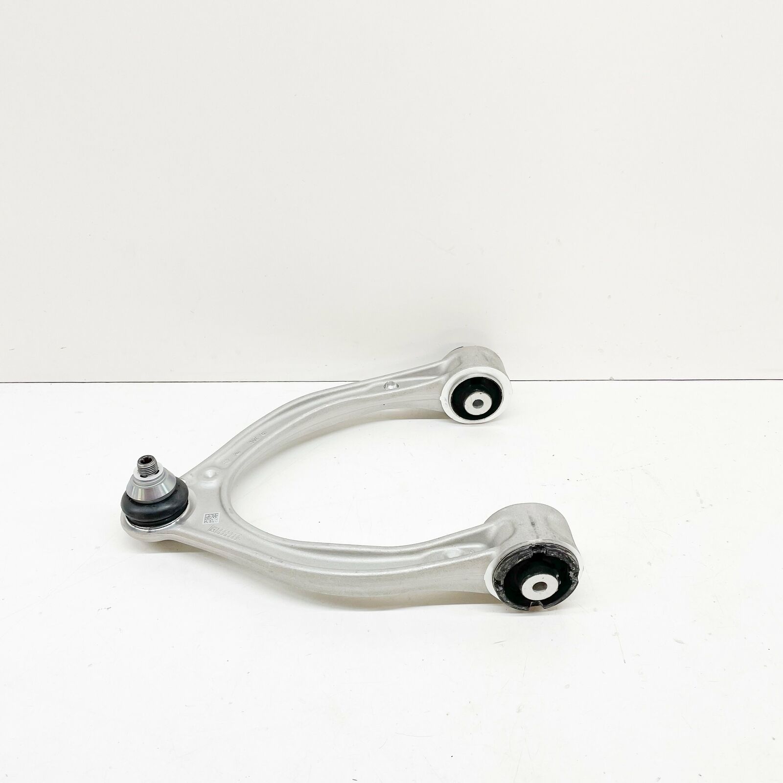 NEW MERCEDES-BENZ C-CLASS W205 FRONT RIGHT UPPER CONTROL ARM A2053305601 4 NEW MERCEDES-BENZ C-CLASS W205 FRONT RIGHT UPPER CONTROL ARM A2053305601 - Image 4