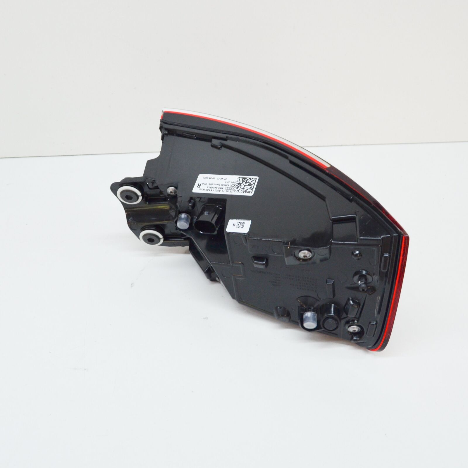 NEW AUDI A5 8W6 REAR RIGHT TAILLIGHT 8W6945092L ORIGINAL 4 NEW AUDI A5 8W6 REAR RIGHT TAILLIGHT 8W6945092L ORIGINAL - Image 4