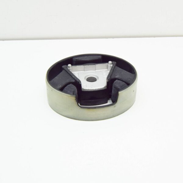 NEW VOLKSWAGEN CRAFTER SY SZ ENGINE MOUNT SUBFRAME LOWER BUSH 2N0199867 ORIGINAL - Image 4