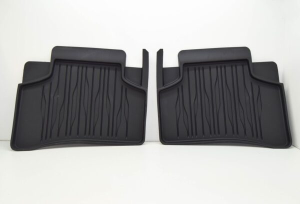 NEW MERCEDES-BENZ EQS V297 REAR FLOOR MAT SET A29768055069051 ORIGINAL - Image 4