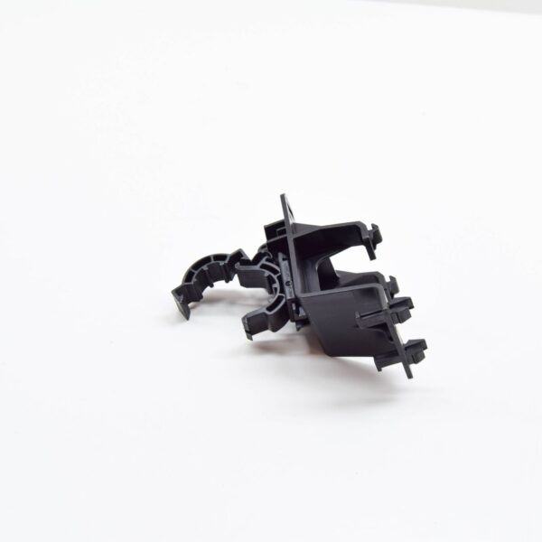 NEW SKODA KAMIQ COOLANT LINE BRACKET 2Q0820769A ORIGINAL - Image 4