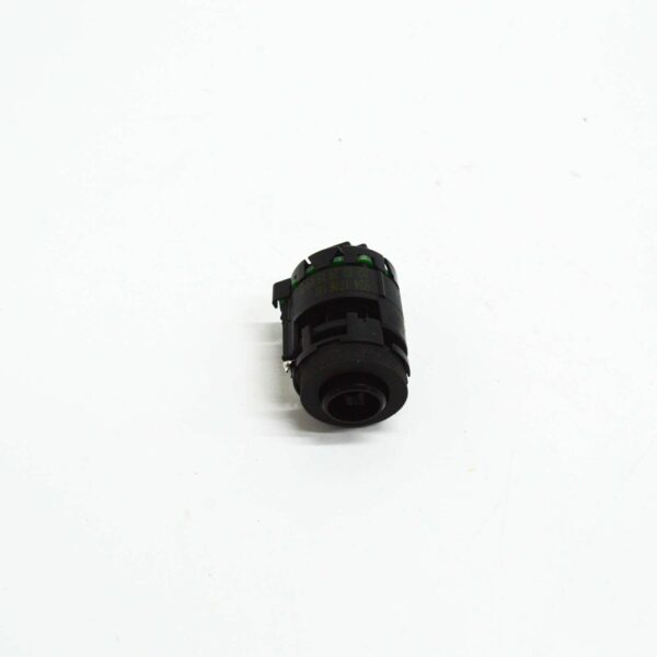 NEW MERCEDES-BENZ C W204 CABIN AIR TEMPERATURE SENSOR A2118300272 - Image 4