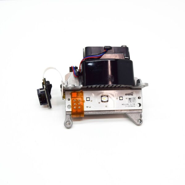 NEW VW PASSAT B8 3G FRONT HEADLIGHT HEAT SINK LED BUMB 3G0998475B ORIGINAL - Image 4