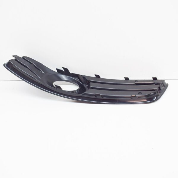 NEW AUDI A3 8PA FRONT RIGHT LOWER LIGHT FOG GRILLE 8P0807682E9B 9B9 2013 - Image 6