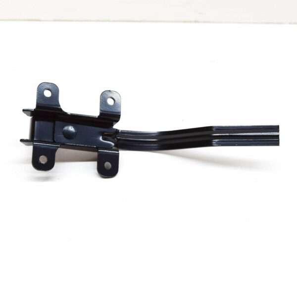 NEW MB SPRINTER 903 REAR PANEL DOOR PILLAR BRACKET A9017600228 ORIGINAL - Image 4