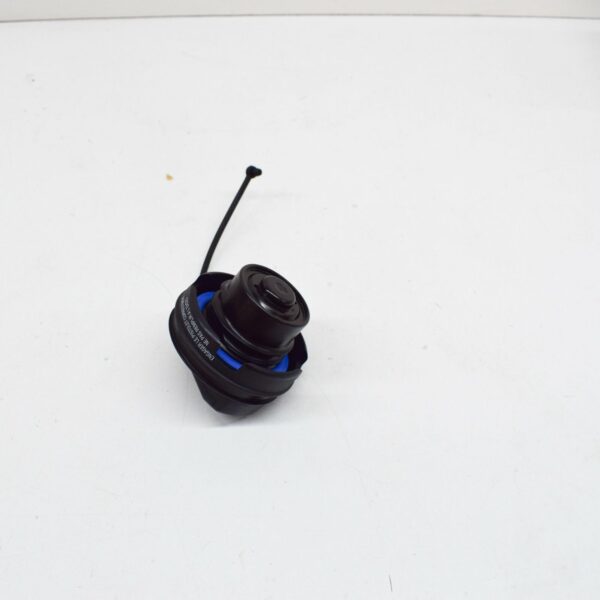 NEW AUDI R8 42 FUEL TANK CAP 420201550D - Image 6