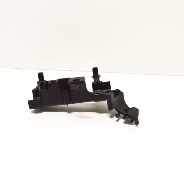 NEW MERCEDES BENZ C W205 FRONT AXLE RIGHT GUIDE CABLE DUCT A2055468080 ORIGINAL - Image 4