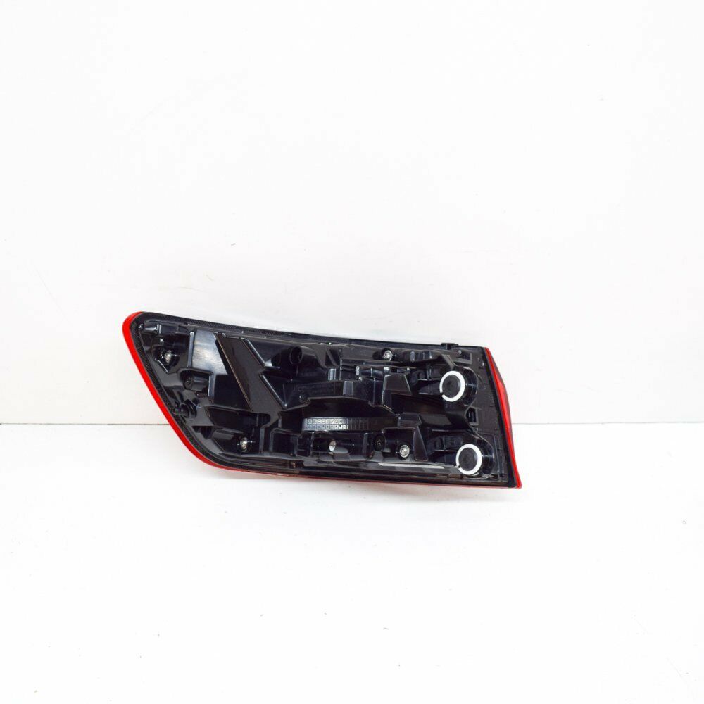NEW AUDI A4 B9 SALOON REAR RIGHT TAILLIGHT 8W5945092AC 2020 ORIGINAL 4 NEW AUDI A4 B9 SALOON REAR RIGHT TAILLIGHT 8W5945092AC 2020 ORIGINAL - Image 4