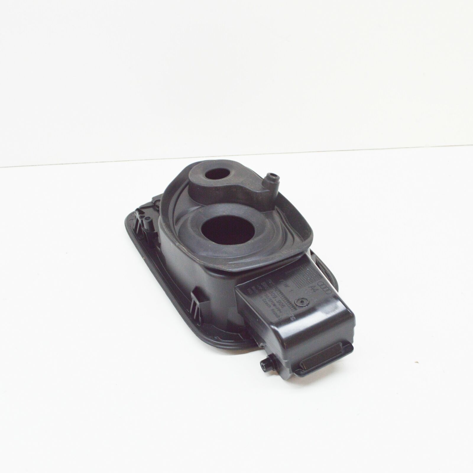 NEW AUDI A4 B9 FUEL TANK FLAP 8W0809906A 6 NEW AUDI A4 B9 FUEL TANK FLAP 8W0809906A - Image 6