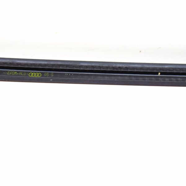 NEW AUDI A4 B8 REAR LEFT DOOR WINDOW SLOT SEAL TRIM 8K0839479C - Image 6