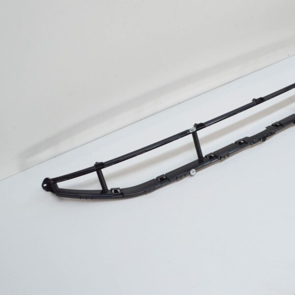 NEW AUDI E-TRON SPORTBACK GEA FRONT BUMPER CENTER LOWER GRILLE 4KE8076479B9 - Image 4