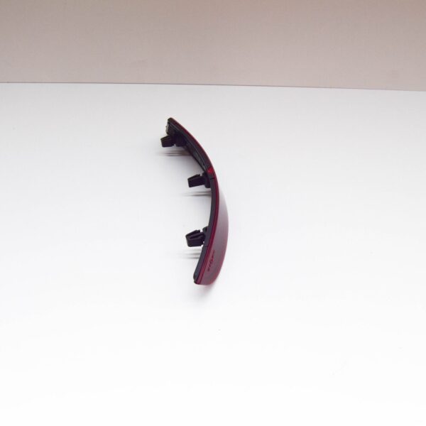 NEW CUPRA FORMENTOR REAR LEFT BUMPER REFLECTOR 5FF945105 ORIGINAL - Image 4