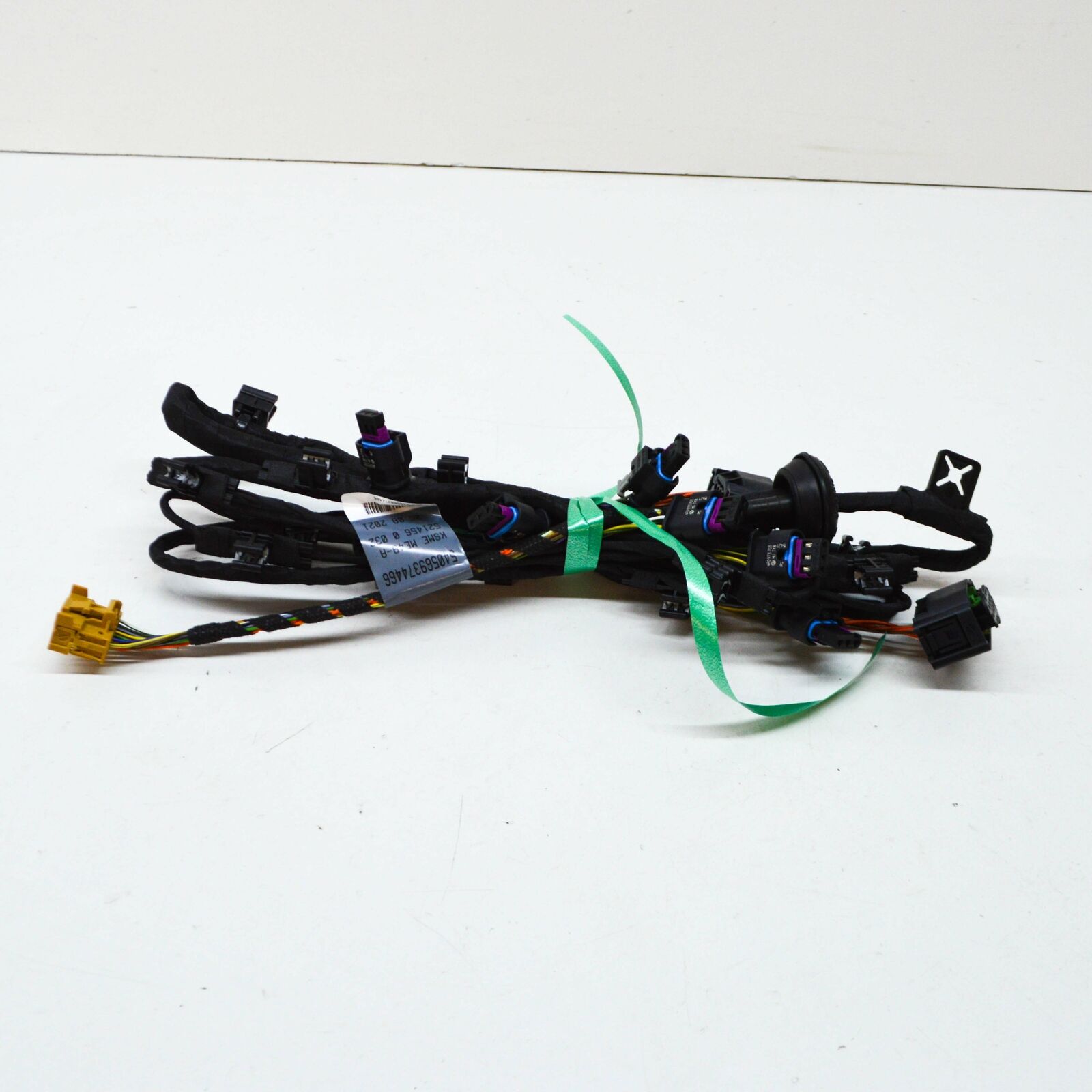 NEW AUDI A4 S4 B9 FRONT BUMPER PDC PARKING AID WIRING HARNESS 8W9971104D 4 NEW AUDI A4 S4 B9 FRONT BUMPER PDC PARKING AID WIRING HARNESS 8W9971104D - Image 4