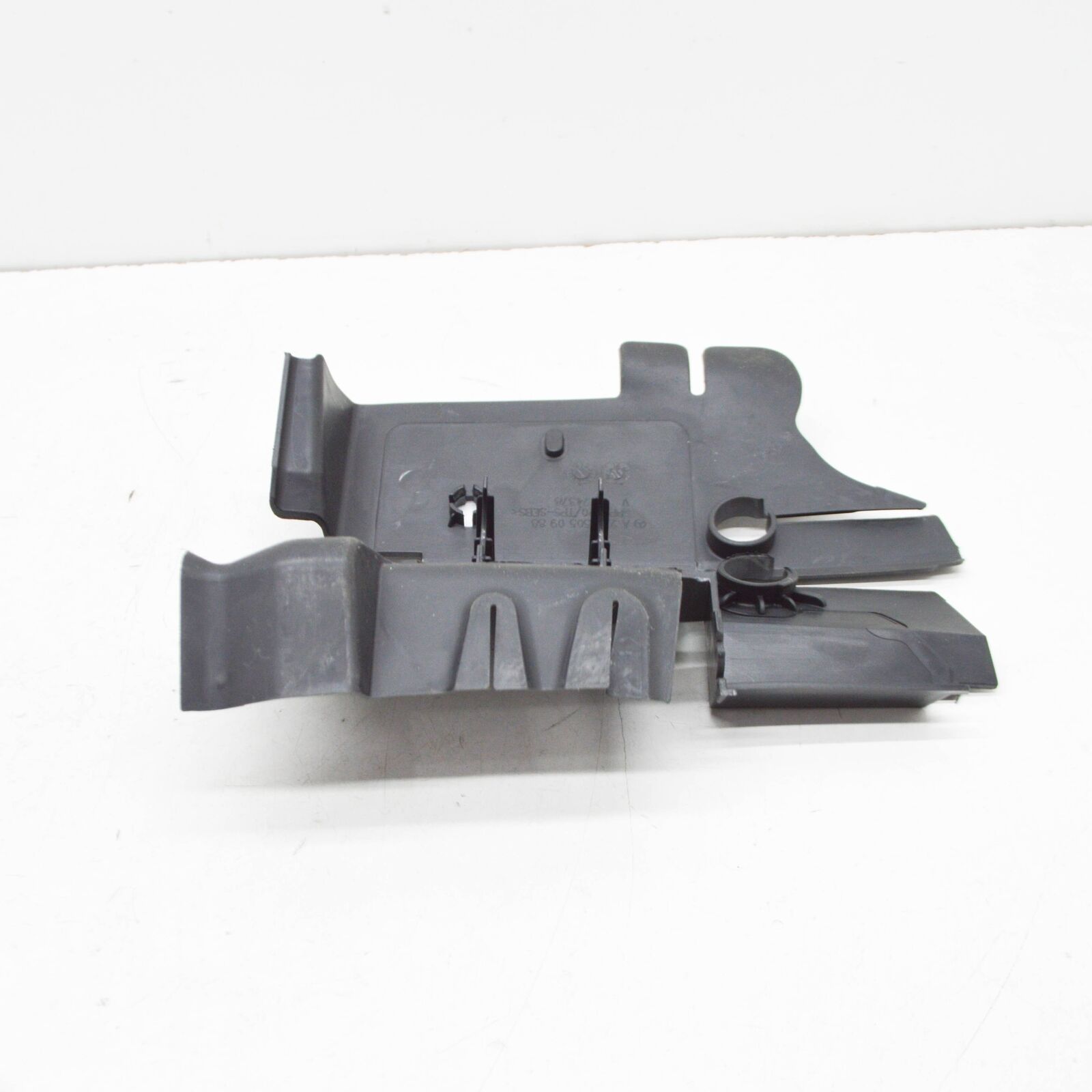 NEW MERCEDES-BENZ SL R231 RADIATOR AIR DUCT A2315050988 ORIGINAL 4 NEW MERCEDES-BENZ SL R231 RADIATOR AIR DUCT A2315050988 ORIGINAL - Image 4