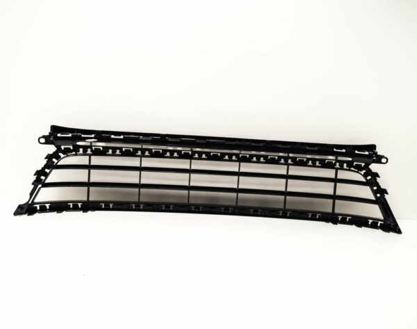 NEW VOLKSWAGEN SCIROCCO FRONT BUMPER CENTER LOWER GRILLE 1K8853677D9B9 ORIGINAL - Image 4