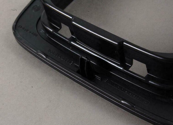 NEW VOLKSWAGEN PASSAT B6 CENTRE CONSOLE TRIM PANEL 3C0864263G3H5 - Image 6