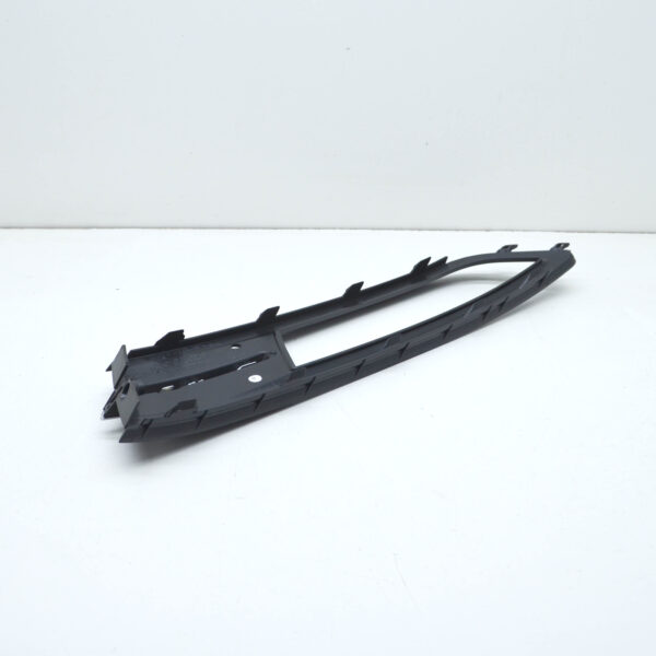 NEW VOLKSWAGEN PASSAT B8 3G2 FRONT RIGHT BUMPER GRILLE 3G08546629B9 - Image 6