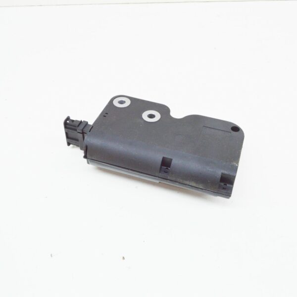 NEW VW TOUAREG 7L REAR STRIKER PLATE WITH MOTOR 7L0827511C - Image 6