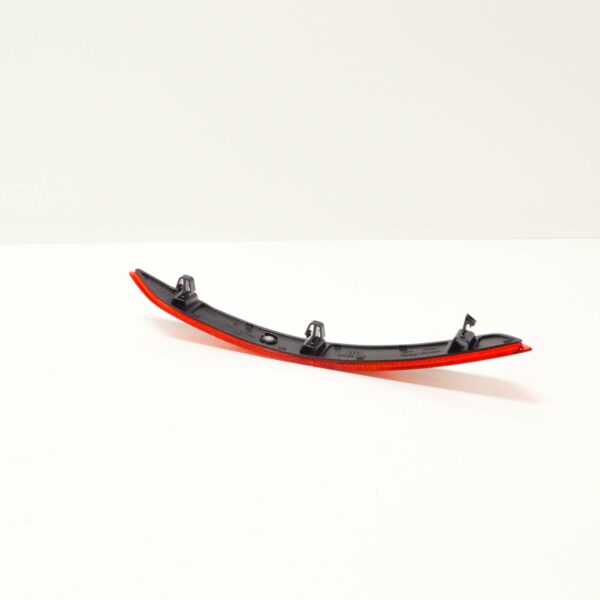 NEW AUDI A3 8V REAR BUMPER REFLECTOR LEFT 8V5945105B - Image 6