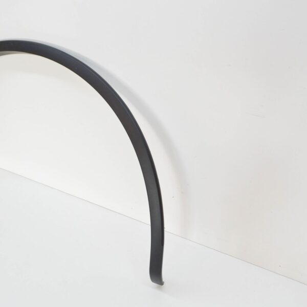 NEW VW TOUAREG 7P FRONT RIGHT FENDER WHEEL COVER MOLDING 7P6853718GGRU ORIGINAL - Image 4