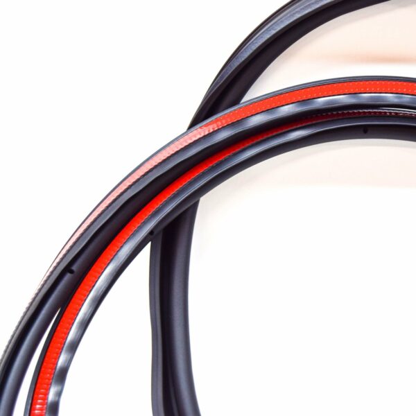 NEW AUDI Q7 4L FRONT LEFT DOOR SEAL RUBBER 4L0837911 - Image 6