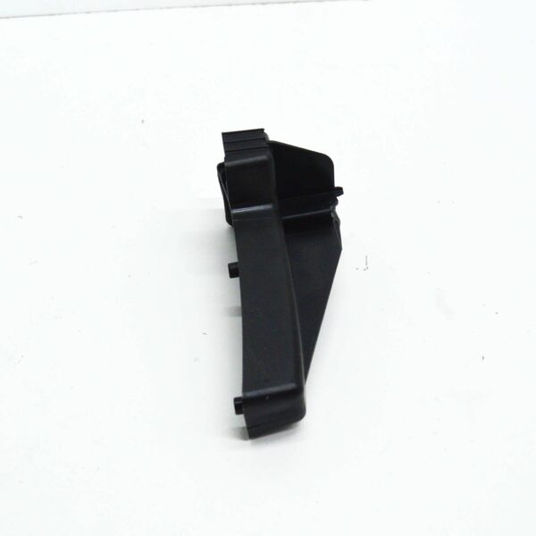 NEW VOLKSWAGEN AMAROK REAR LEFT MUD FLAP BRACKET 2H0821467C ORIGINAL - Image 4