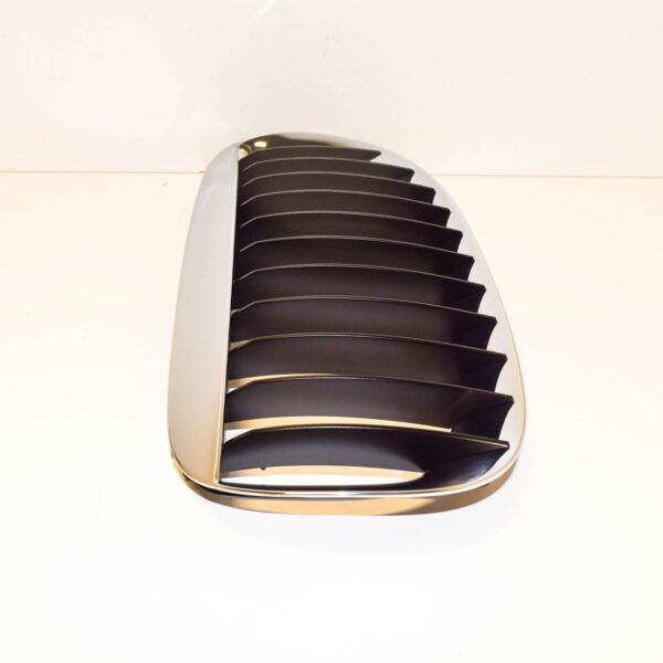 NEW BMW 6 E63 FRONT LEFT GRILL 51137008915 7008915 ORIGINAL - Image 4