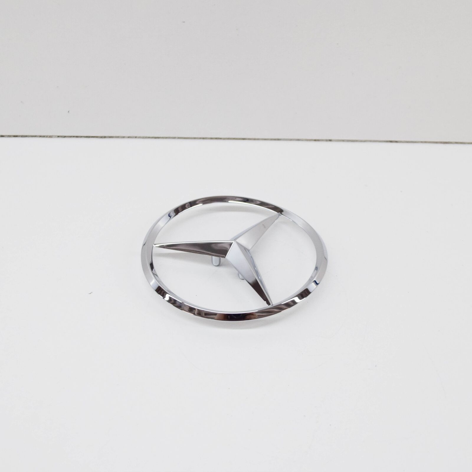 NEW MERCEDES-BENZ C215 CL REAR SILVER BOOT LID STAR BADGE EMBLEM A2157580058 4 NEW MERCEDES-BENZ C215 CL REAR SILVER BOOT LID STAR BADGE EMBLEM A2157580058 - Image 4