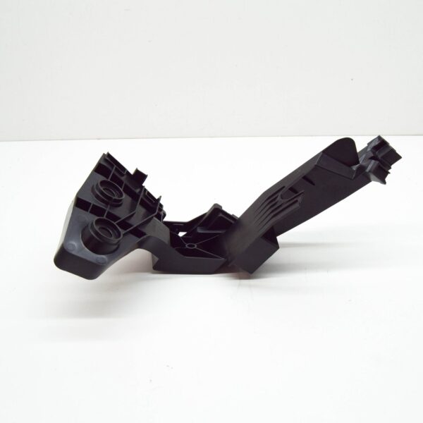 NEW VOLKSWAGEN GOLF MK8 REAR LEFT BUMPER BRACKET 5H6807393E ORIGINAL - Image 4