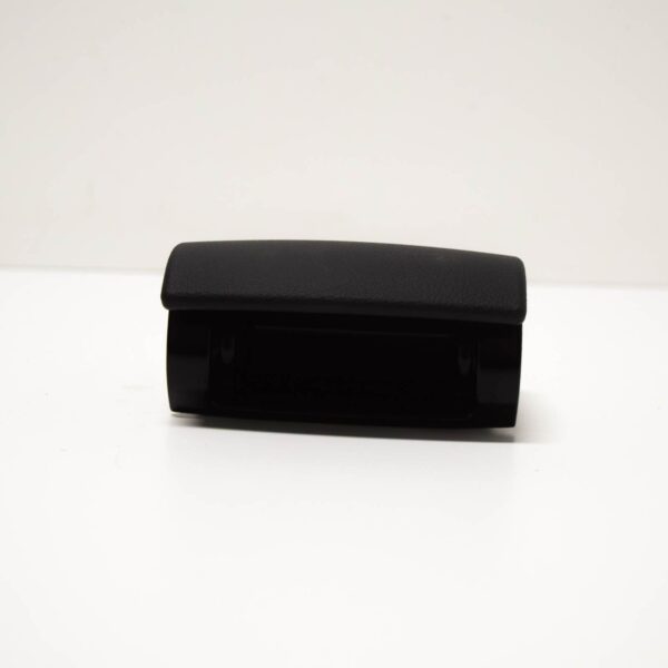 NEW AUDI A3 8P REAR CENTER CONSOLE ASHTRAY 8P08579616PS - Image 6